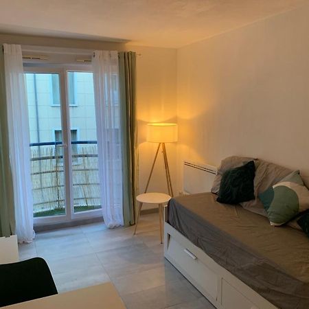 Appartement Tout Equipe A 6 Minutes De La Gare St Charles Marseille Exterior photo